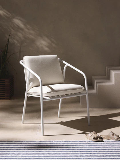 2er-Set – 1 bezahlt = 2 erhalten. Gartenstuhl Caio mit Armlehnen